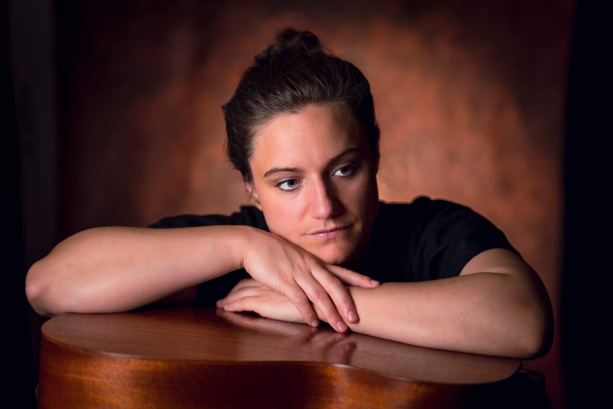 Studioportrait Lena – Querformat Studio-Session München, Nikon Z5 82mm, Januar 2025